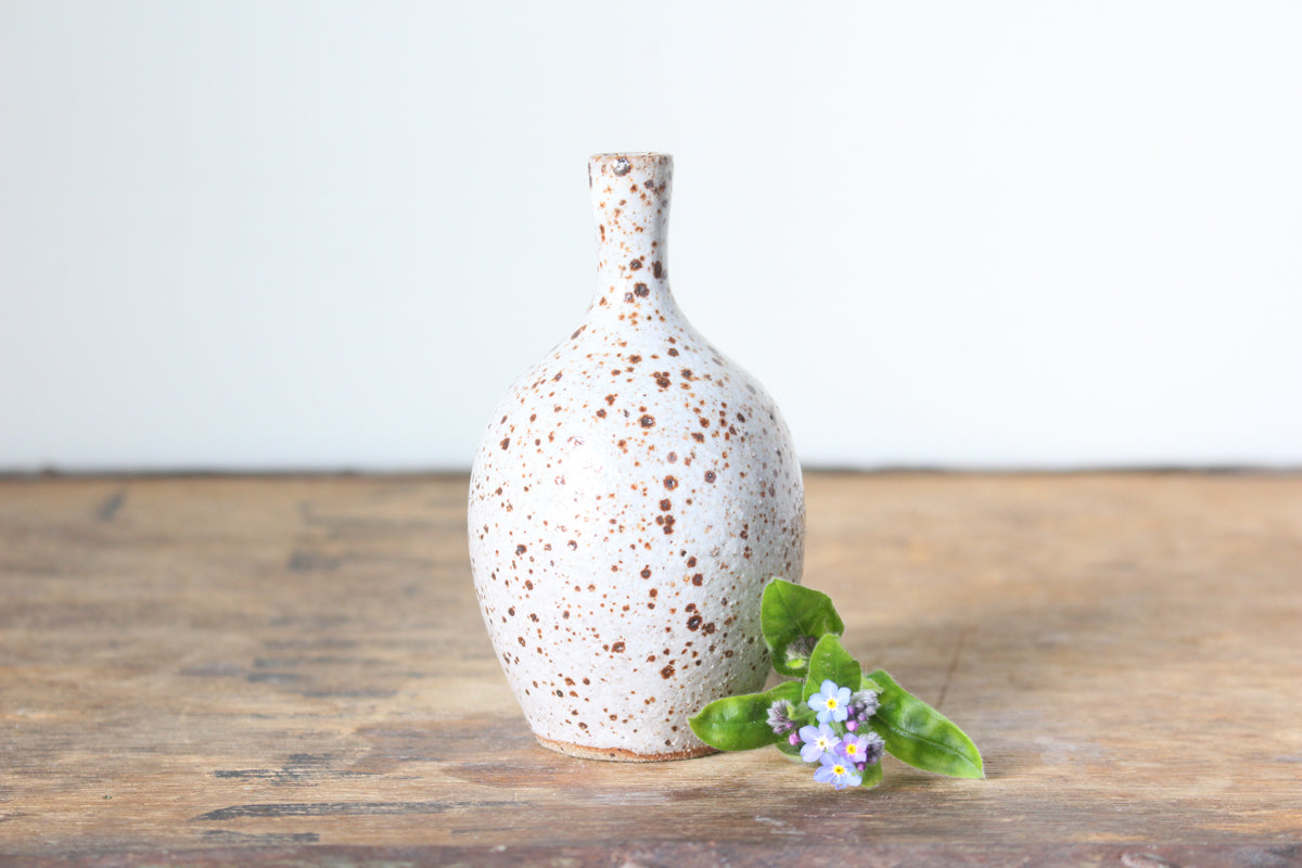 Bud Vase in Speckled Warm White: Three
