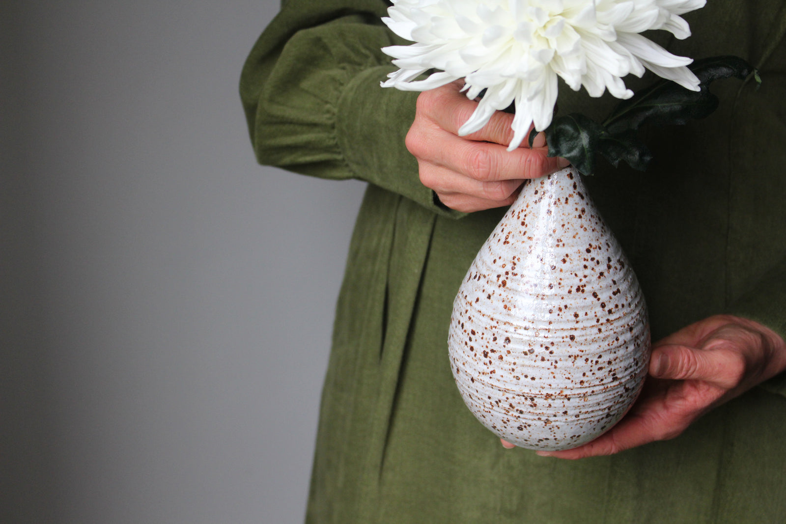 Slender Vase in Speckled White