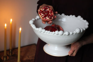Large String of Pearls Pedestal Dish in Smooth White
