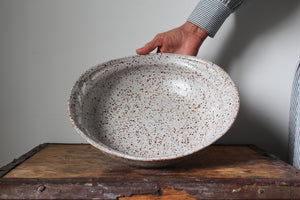 Serving Dish in Speckled Creamy White
