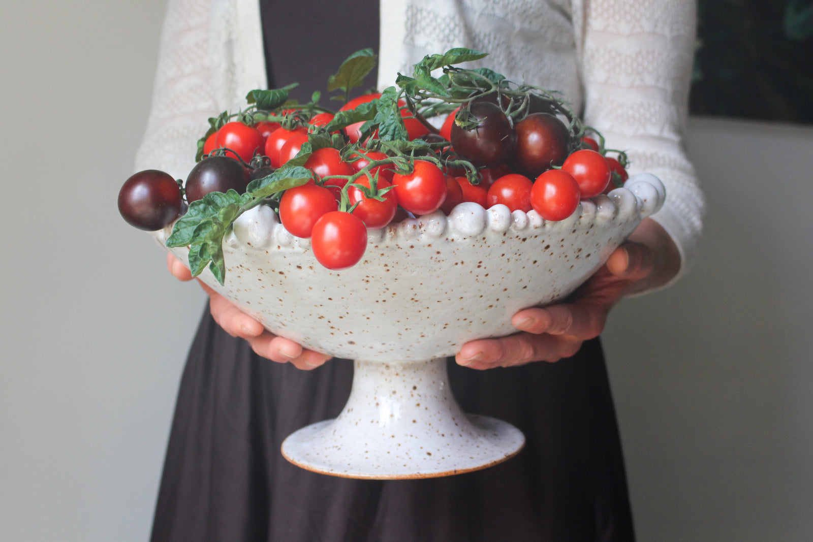 Large String of Pearls Pedestal Dish