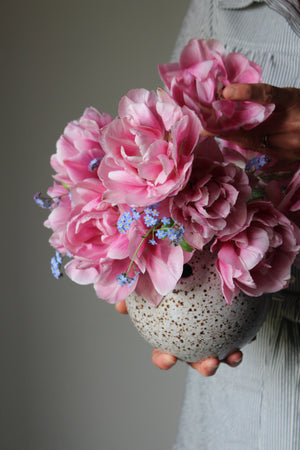 Lacework Orb Vase in Speckled White