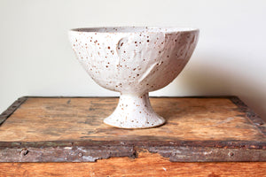 Pedestal Dish in Speckled Cream/White