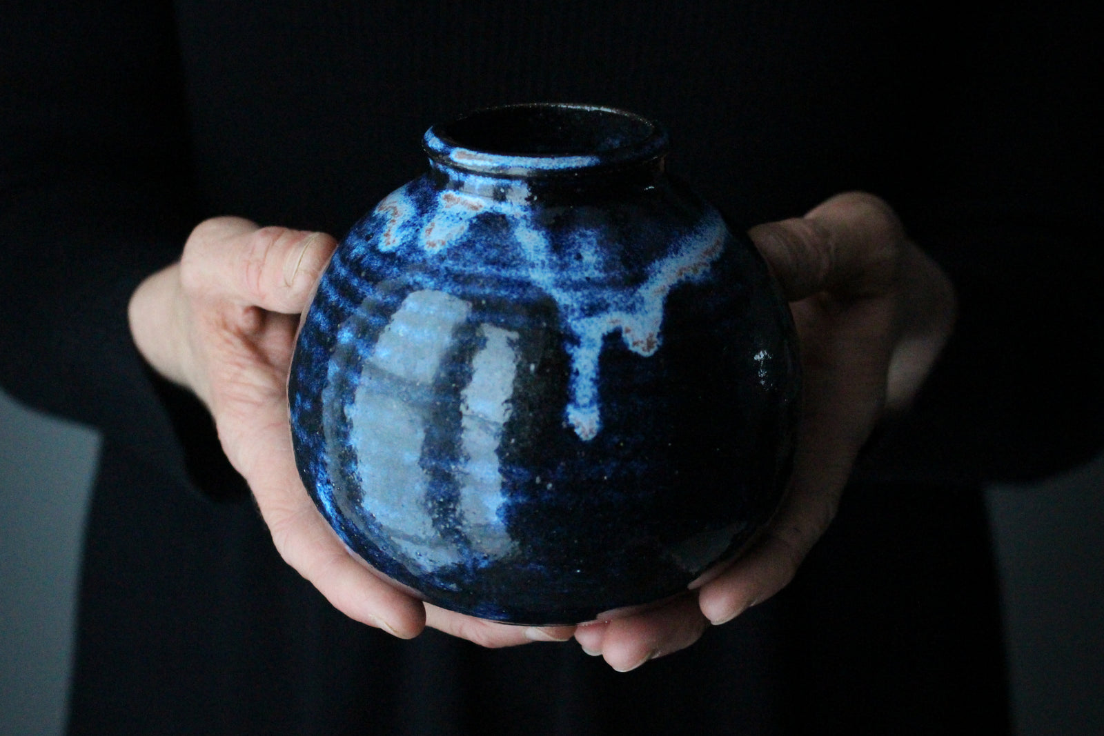 Vase in Indigo: Seven