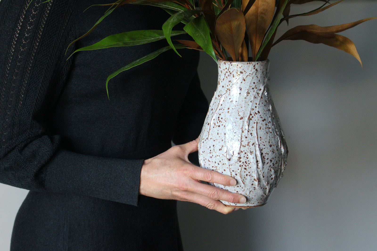 Large Vase in Speckled White: Six