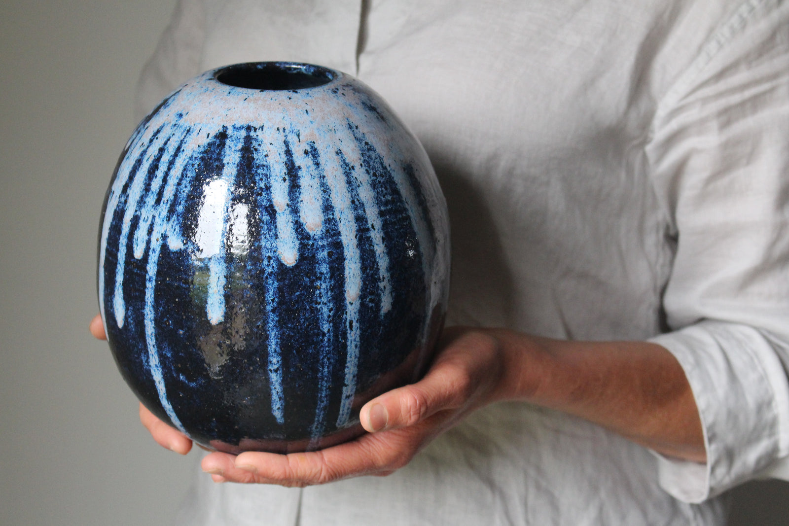 Orb Vase in Indigo