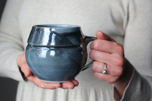 Mug in Metallic Black: Four