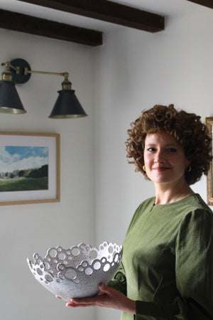 Lacework Bowl in Speckled Cream/White