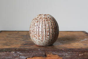Scalloped Vase in Speckled White