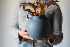 Loop Vase in Matte Blue