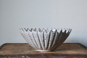 Serving Bowl in Crenellated Edge: One