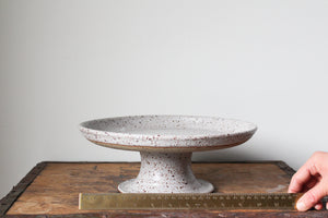 Pedestal Dish in Speckled Cream/White