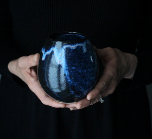 Vase in Indigo: Twelve