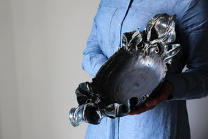 Anthos Platter in Metallic Black