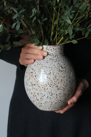 Large Vase in Speckled White: Four