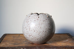 Scalloped Orb Vase in Speckled White