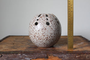 Lacework Orb Vase in Speckled White