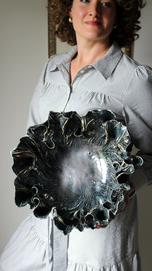 Anthos Bowl in Metallic Black