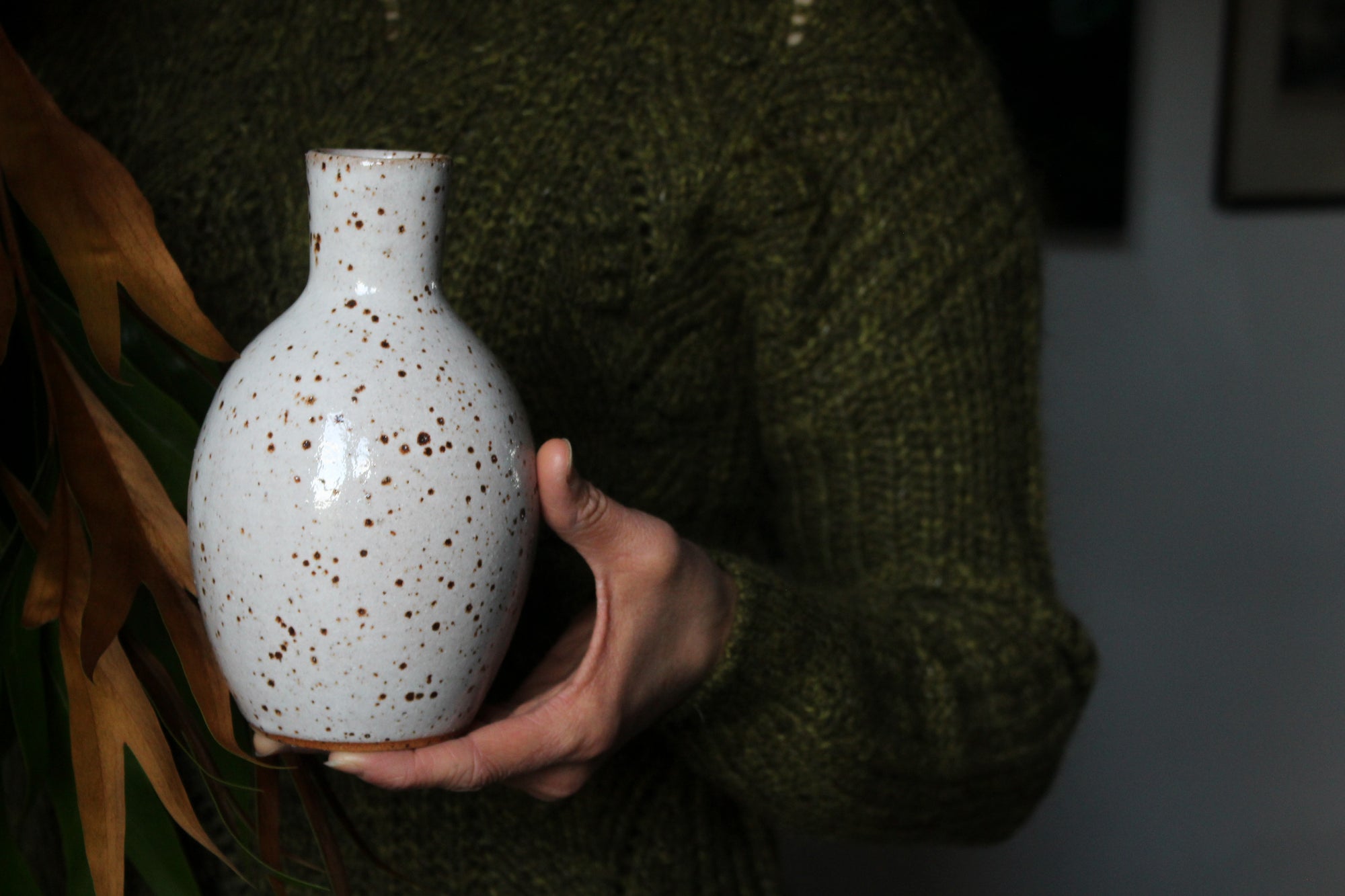 Vase in Speckled White