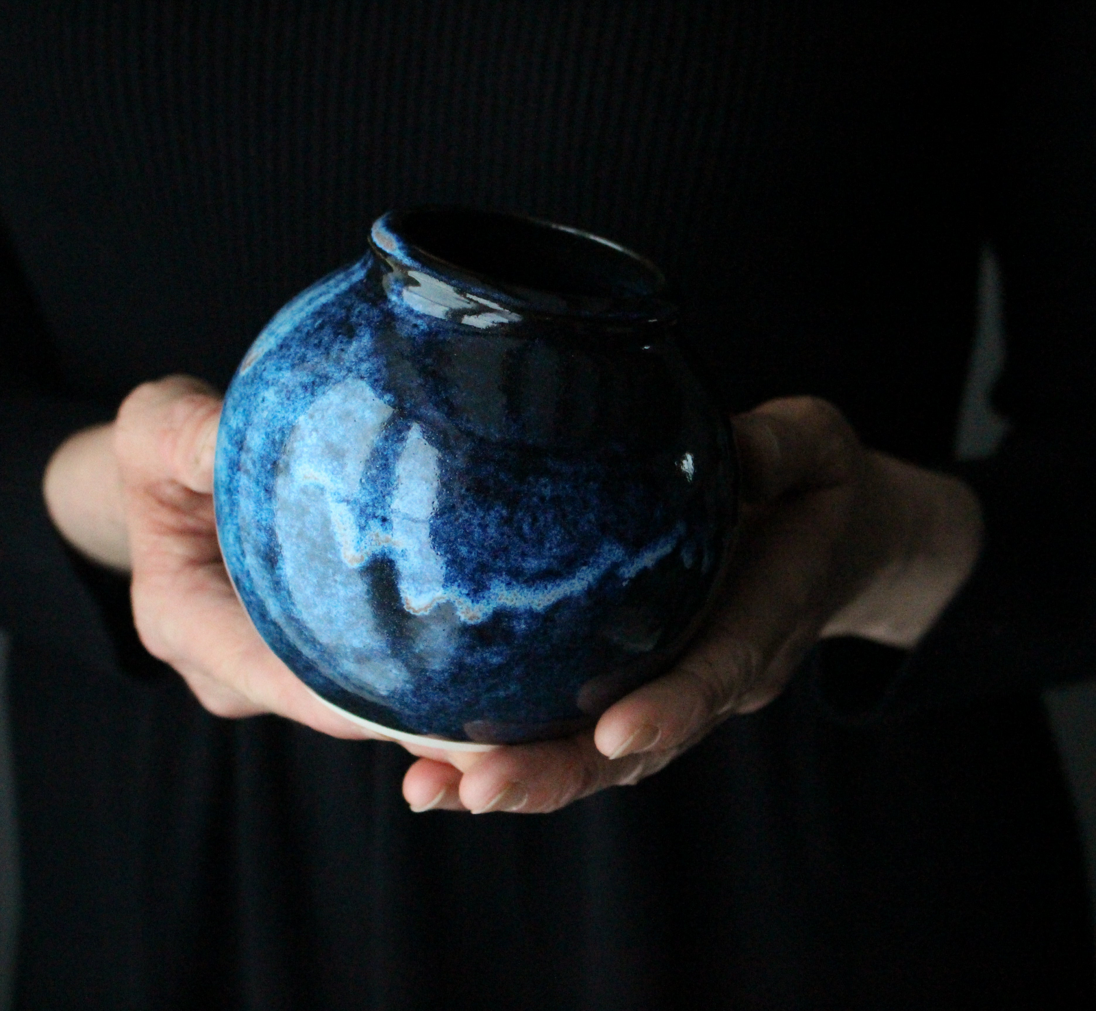 Vase in Indigo: Eleven