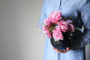 Lacework Orb Vase in Textured Blue/Black
