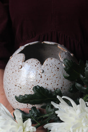 Scalloped Orb Vase in Speckled White