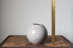 Orb Vase in Speckled White