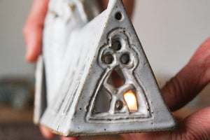 Slightly Flawed: Woolham Old Church