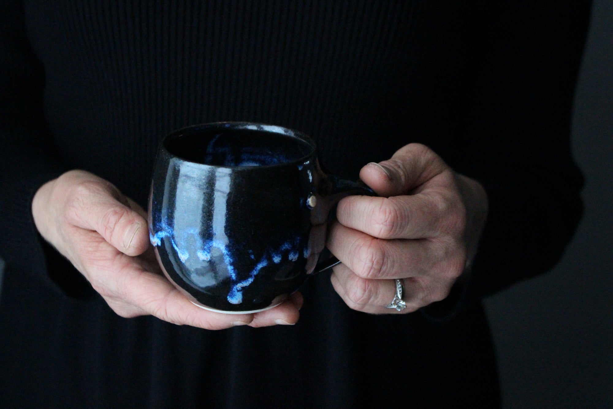 Smaller Tea Mug in Dark Blue: Two