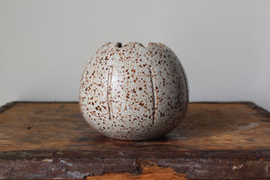 Scalloped Orb Vase in Speckled White