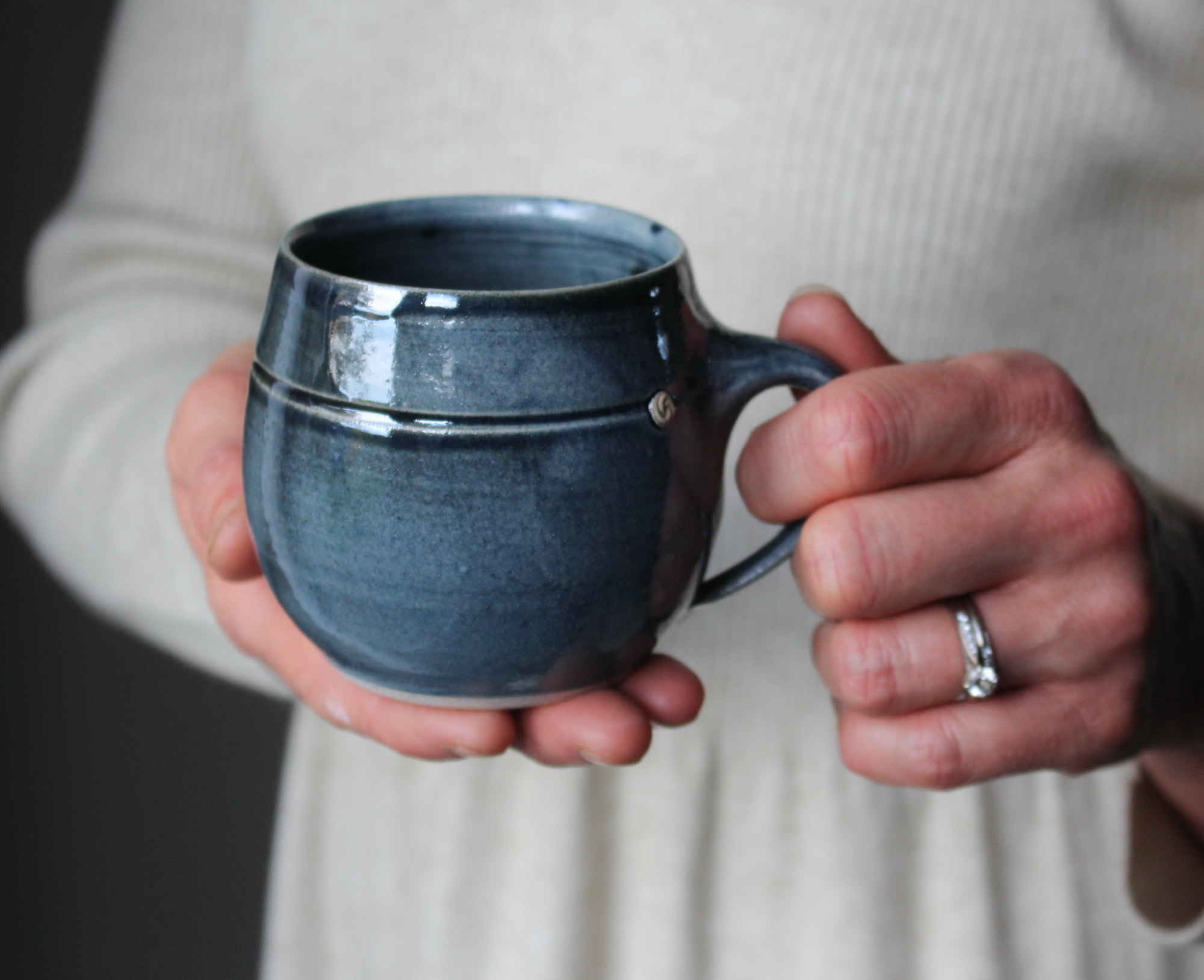 Smaller Tea Mug in Metallic Black: One