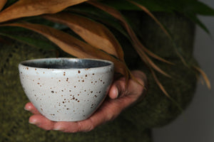 Matcha Bowl in Metallic Black and Speckled Cream