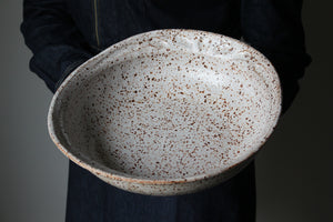 Serving Dish in Speckled Creamy White